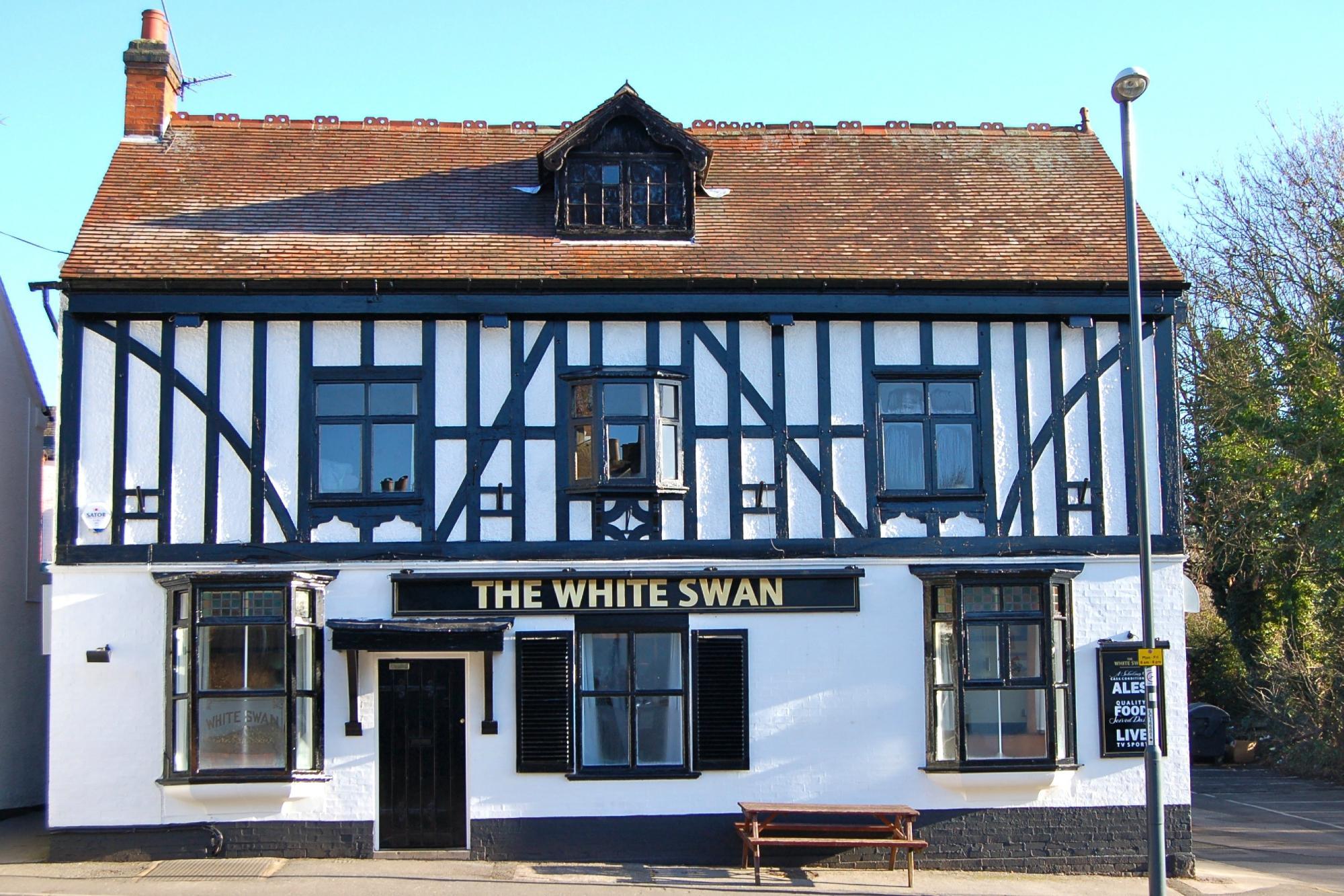 Half Moon Inn