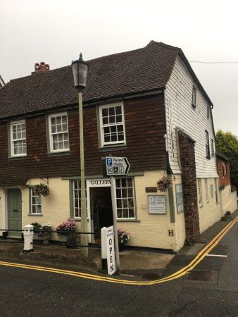 Corner Shop Gallery